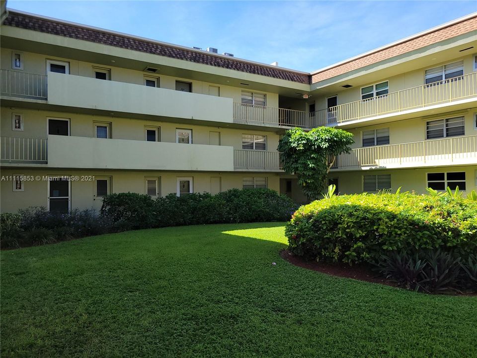 Recently Sold: $134,900 (1 beds, 1 baths, 850 Square Feet)