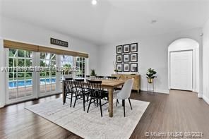 Recientemente alquilado: $5,500 (5 camas, 4 baños, 4393 Pies cuadrados)