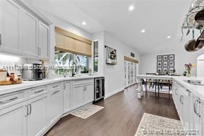 Recientemente alquilado: $5,500 (5 camas, 4 baños, 4393 Pies cuadrados)