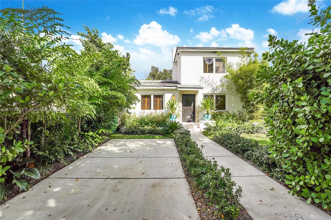 Recently Sold: $798,000 (3 beds, 2 baths, 1506 Square Feet)