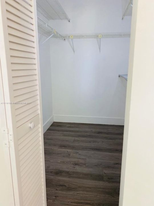 最近租的: $2,200 (2 贝兹, 2 浴室, 1006 平方英尺)