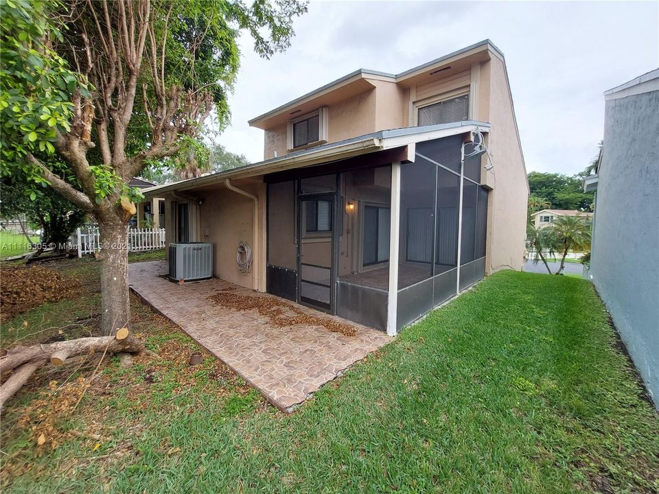 Recently Sold: $382,999 (3 beds, 2 baths, 1650 Square Feet)