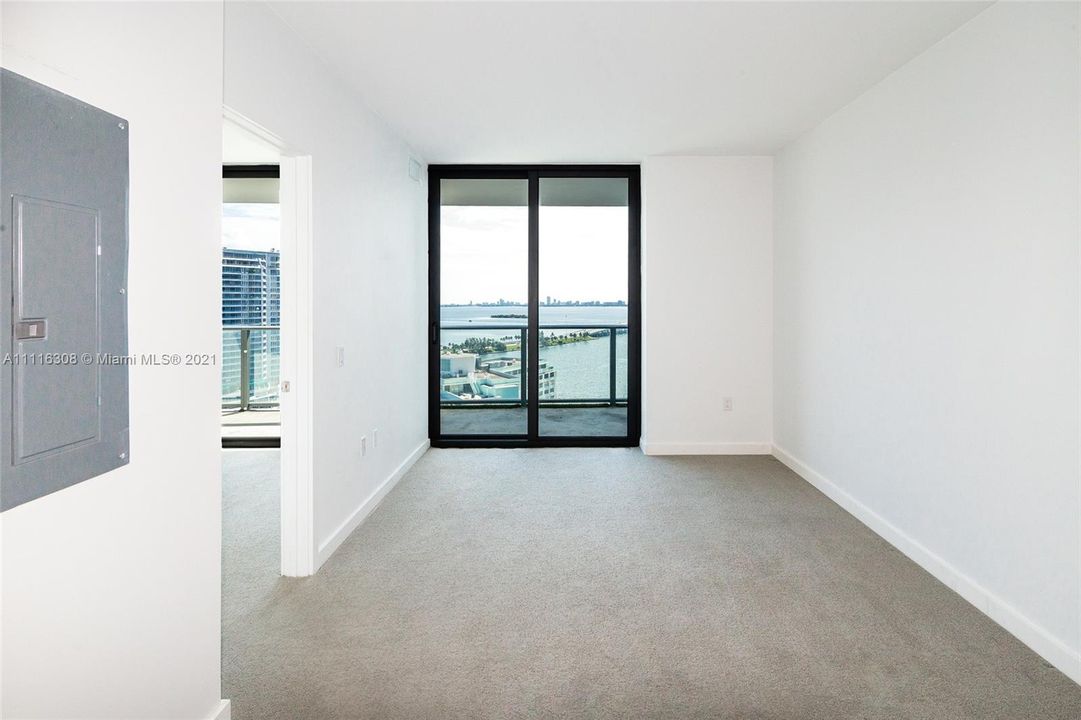 Recently Sold: $430,000 (1 beds, 1 baths, 622 Square Feet)