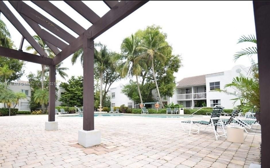 Recently Rented: $1,800 (1 beds, 1 baths, 899 Square Feet)