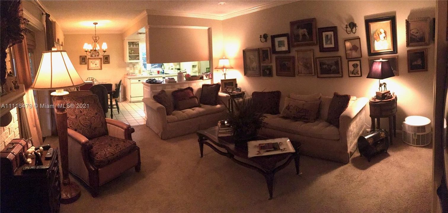 Recently Sold: $350,000 (3 beds, 2 baths, 1785 Square Feet)