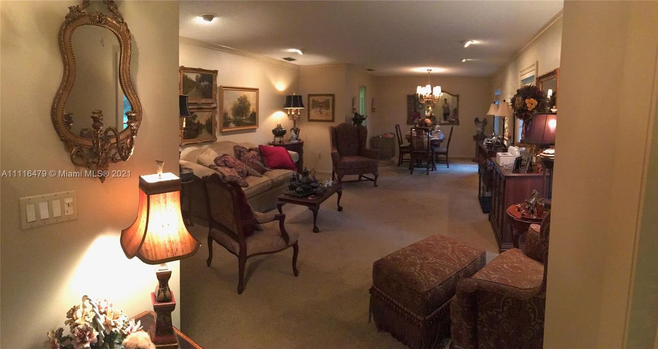 Recently Sold: $350,000 (3 beds, 2 baths, 1785 Square Feet)