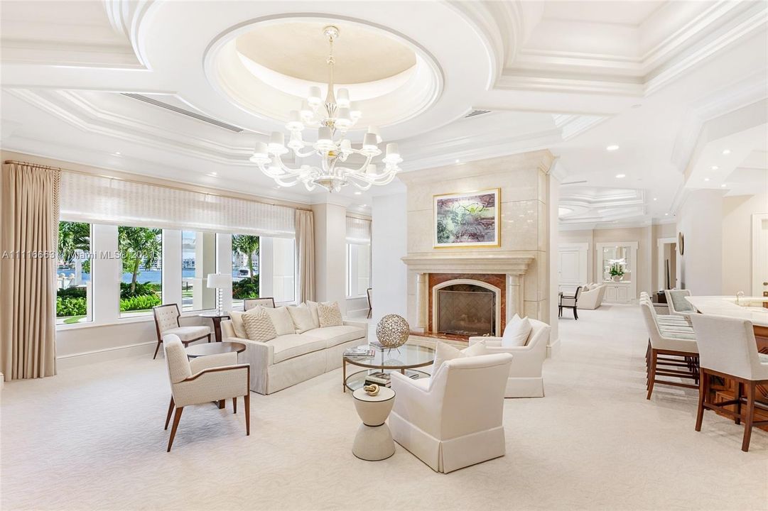 Recently Sold: $7,950,000 (4 beds, 4 baths, 4475 Square Feet)