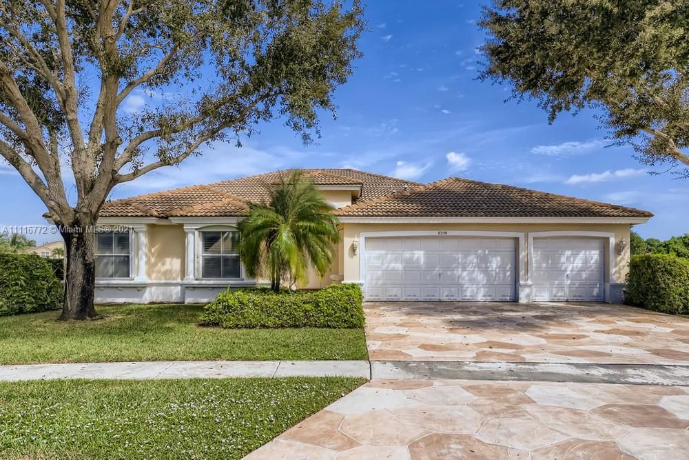 Vendido Recientemente: $567,000 (4 camas, 2 baños, 2425 Pies cuadrados)