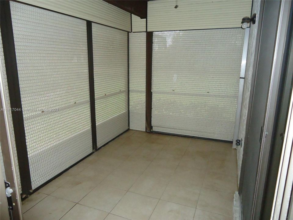 最近租的: $1,500 (2 贝兹, 2 浴室, 1120 平方英尺)