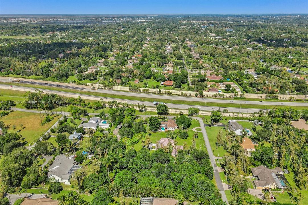 最近售出: $575,000 (1.25 acres)