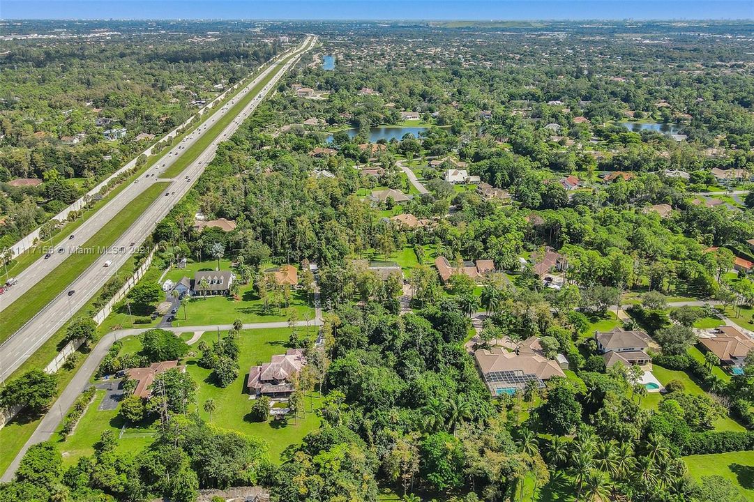 最近售出: $575,000 (1.25 acres)