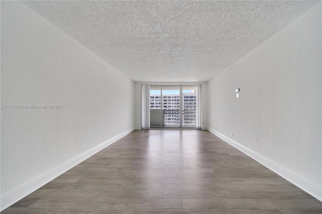 Recientemente alquilado: $3,086 (2 camas, 2 baños, 1120 Pies cuadrados)