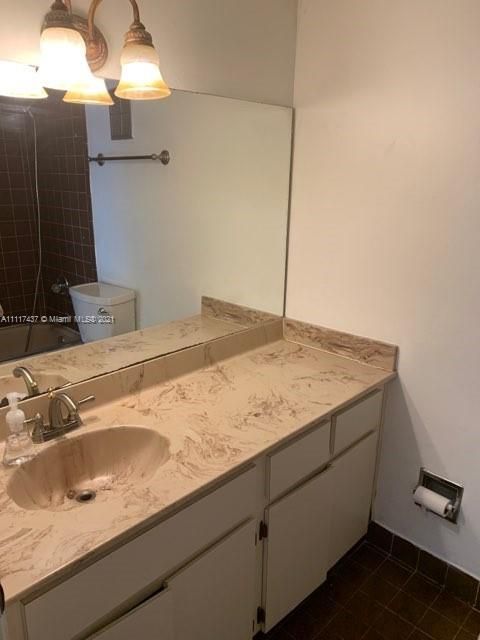 Недавно арендовано: $2,500 (2 спален, 2 ванн, 1548 Квадратных фут)