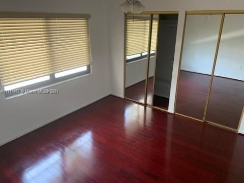 Недавно арендовано: $2,500 (2 спален, 2 ванн, 1548 Квадратных фут)