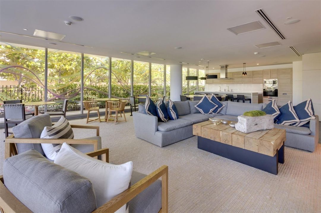 Recently Sold: $4,980,000 (3 beds, 4 baths, 2257 Square Feet)