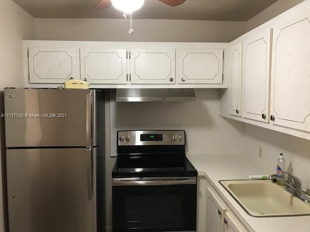 Recently Sold: $110,000 (1 beds, 1 baths, 601 Square Feet)