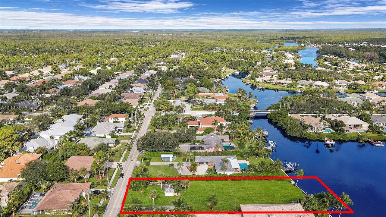 Recently Sold: $2,995,000 (0.65 acres)