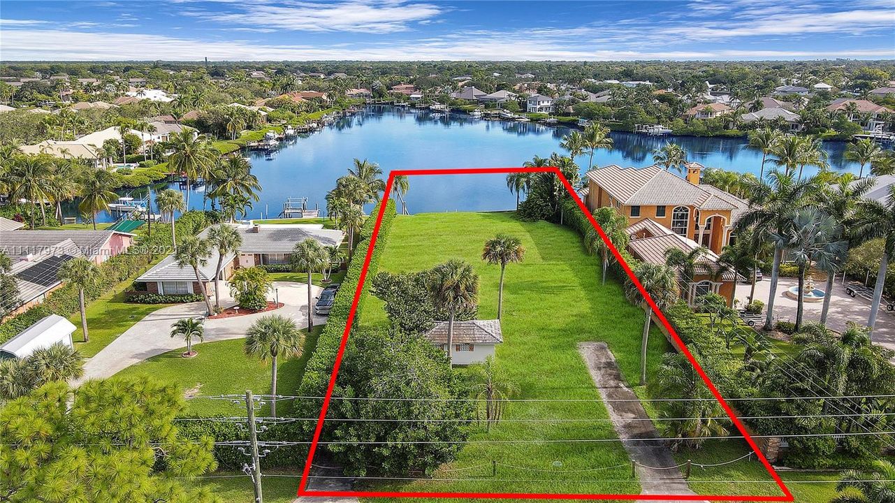 Recently Sold: $2,995,000 (0.65 acres)