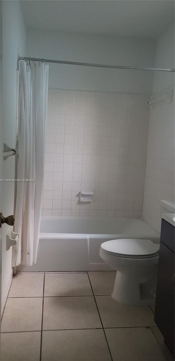 Recently Rented: $1,050 (1 beds, 1 baths, 0 Square Feet)