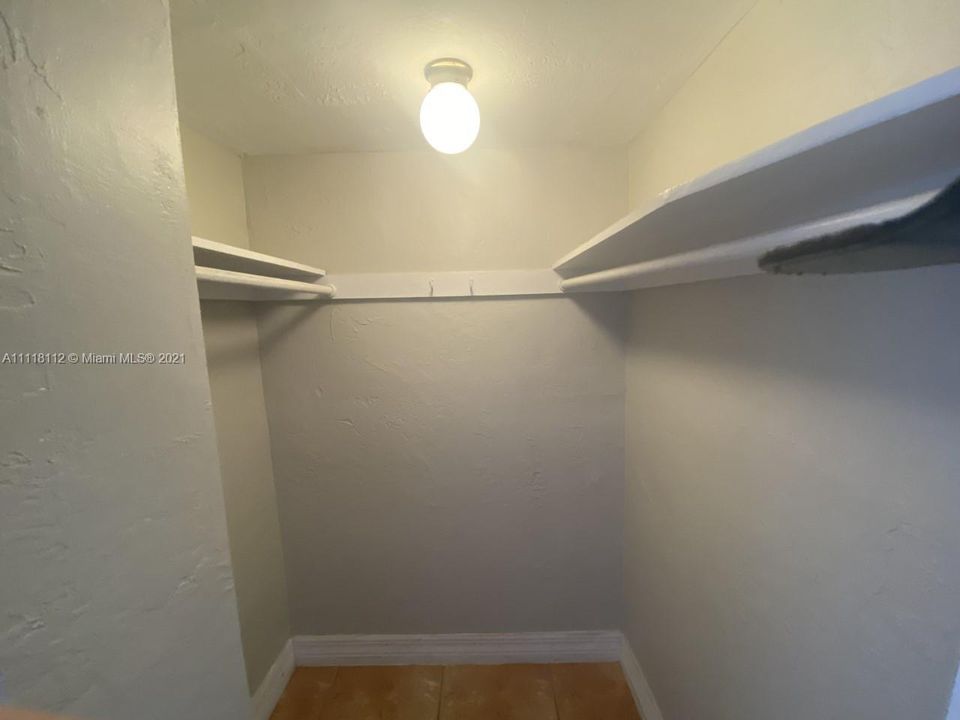 最近租的: $2,500 (2 贝兹, 2 浴室, 960 平方英尺)