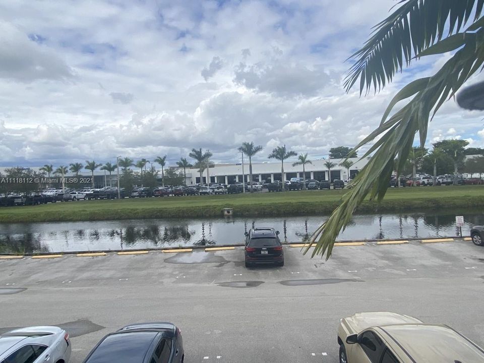 最近租的: $2,500 (2 贝兹, 2 浴室, 960 平方英尺)