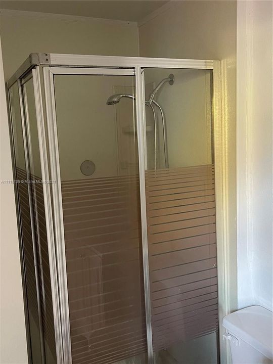 最近租的: $1,000 (1 贝兹, 1 浴室, 0 平方英尺)