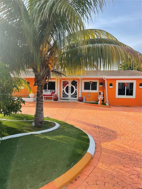 最近租的: $1,000 (1 贝兹, 1 浴室, 0 平方英尺)