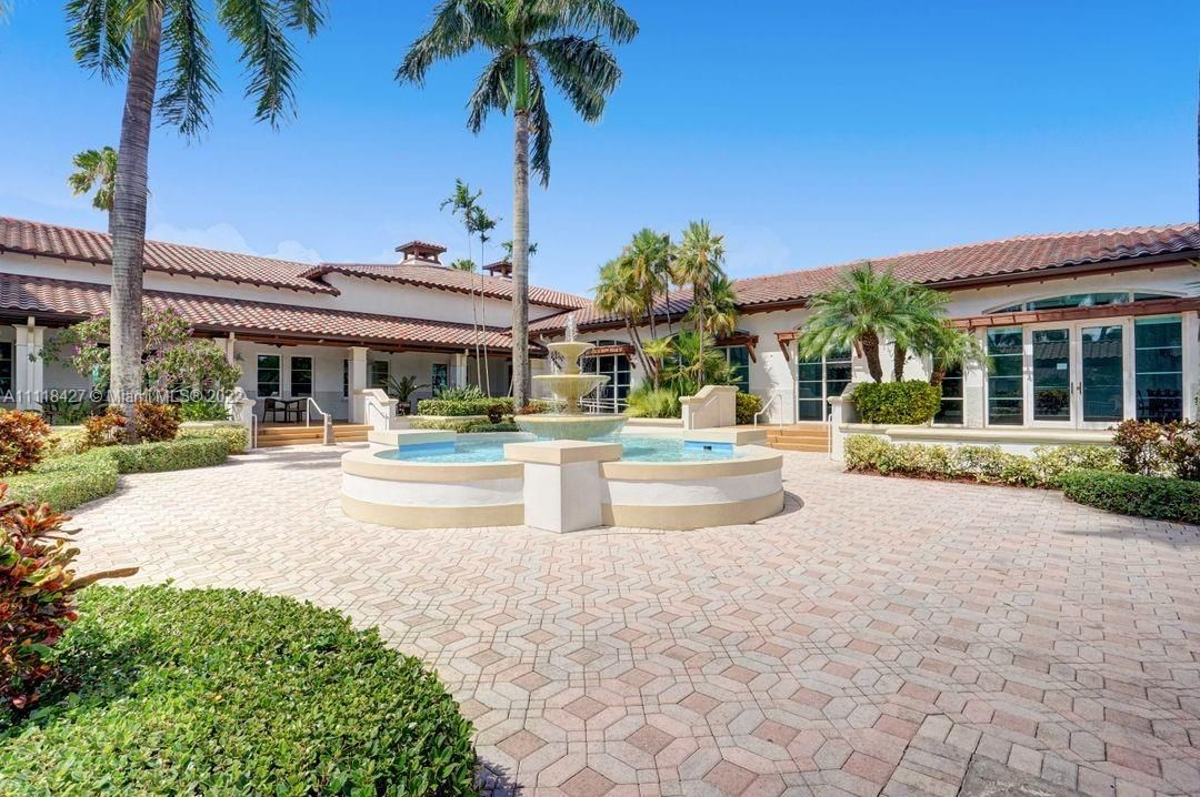 Recently Sold: $1,550,000 (5 beds, 4 baths, 3675 Square Feet)