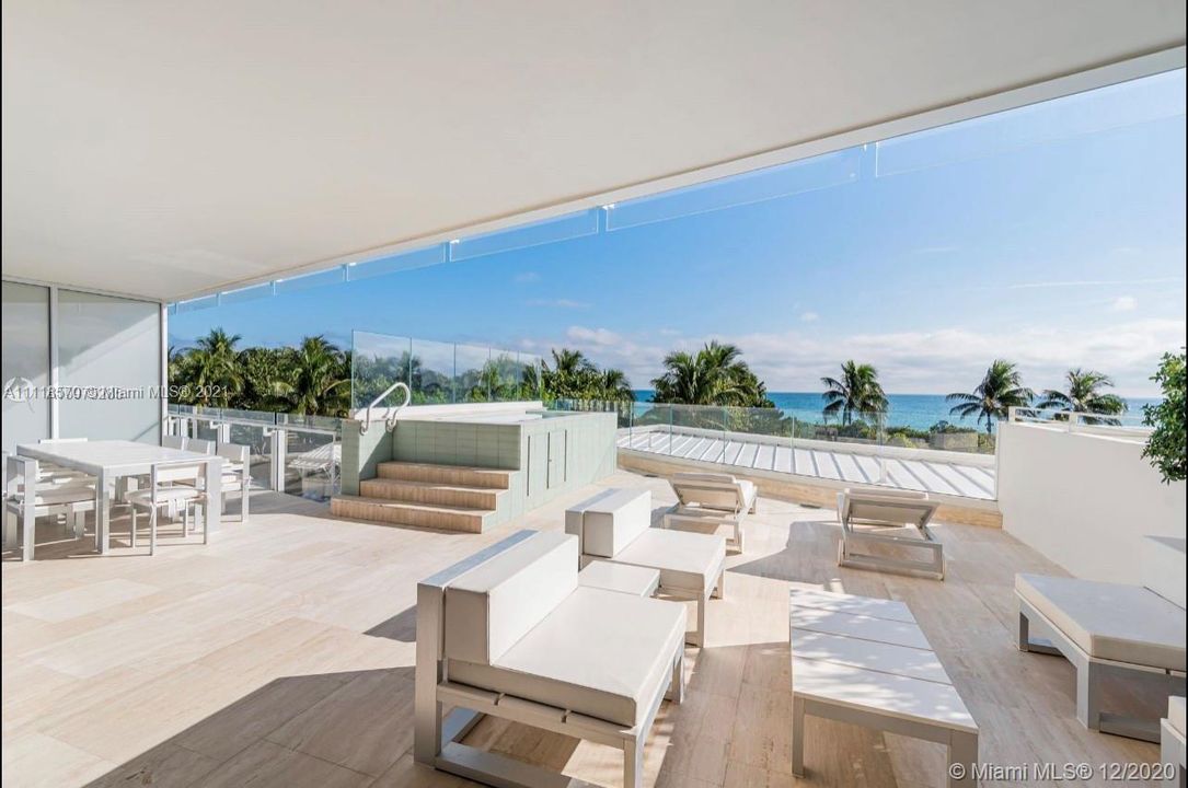 Recently Sold: $14,750,000 (4 beds, 5 baths, 3925 Square Feet)