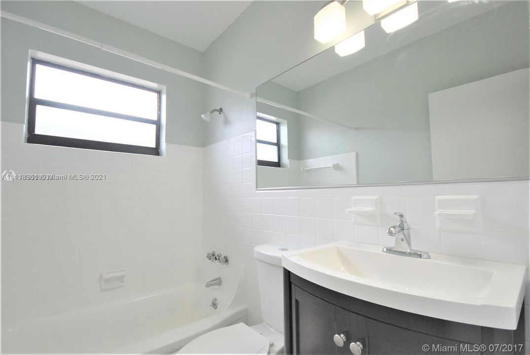 Recientemente alquilado: $1,250 (0 camas, 1 baños, 500 Pies cuadrados)