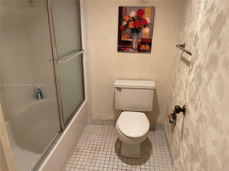 最近售出: $184,500 (2 贝兹, 2 浴室, 1216 平方英尺)