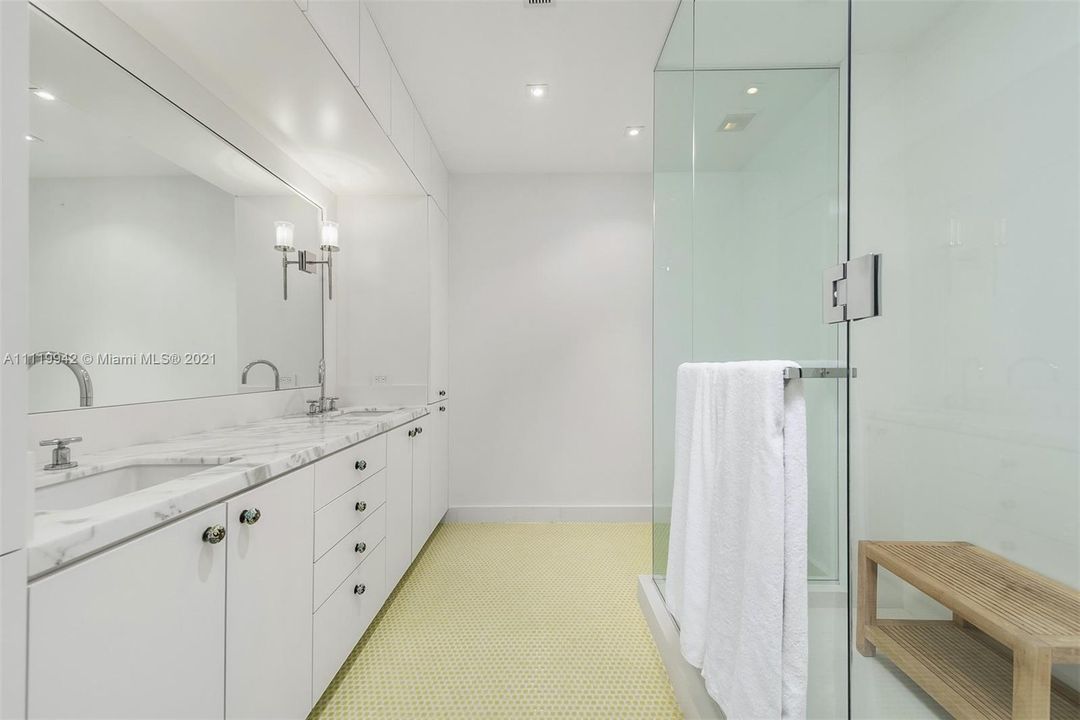 Недавно арендовано: $45,000 (3 спален, 3 ванн, 2303 Квадратных фут)