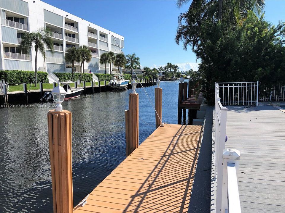 Recently Sold: $1,850,000 (3 beds, 3 baths, 2901 Square Feet)