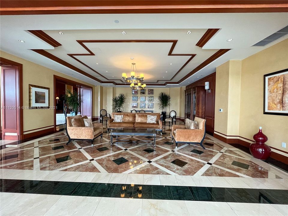 Recently Sold: $2,000,000 (4 beds, 5 baths, 3575 Square Feet)