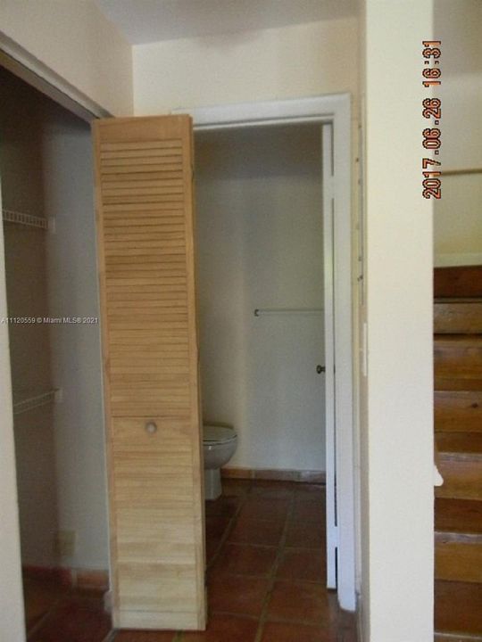 Recently Rented: $1,950 (2 beds, 2 baths, 1000 Square Feet)