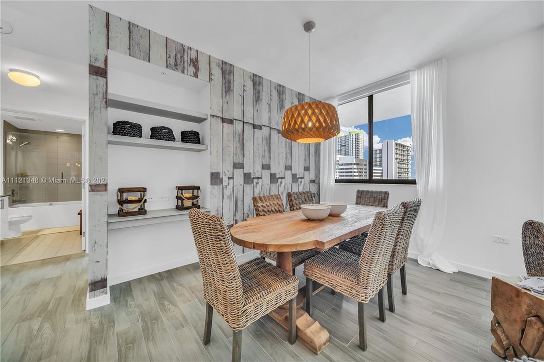 Recently Sold: $525,000 (2 beds, 2 baths, 1064 Square Feet)