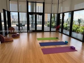 Recently Rented: $3,600 (2 beds, 2 baths, 1055 Square Feet)