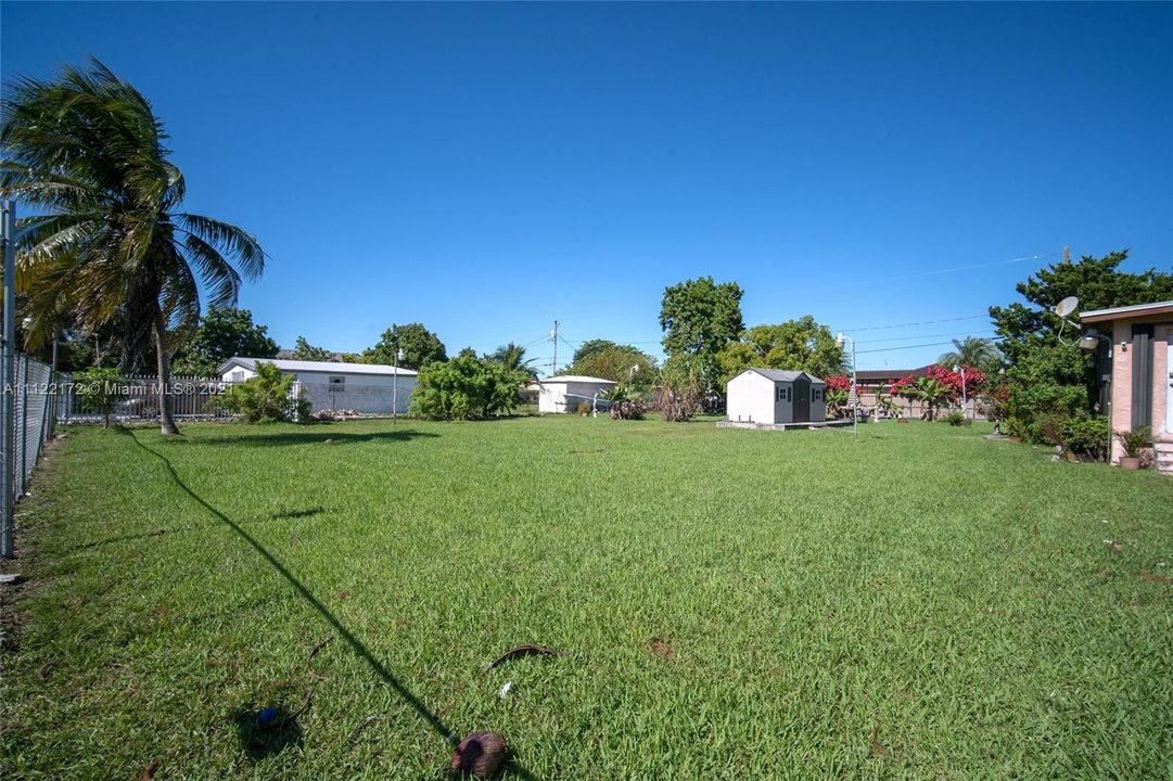 Vendido Recientemente: $130,000 (0.24 acres)