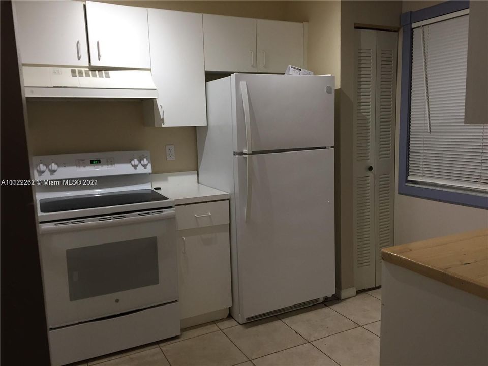 最近租的: $2,000 (3 贝兹, 2 浴室, 1270 平方英尺)