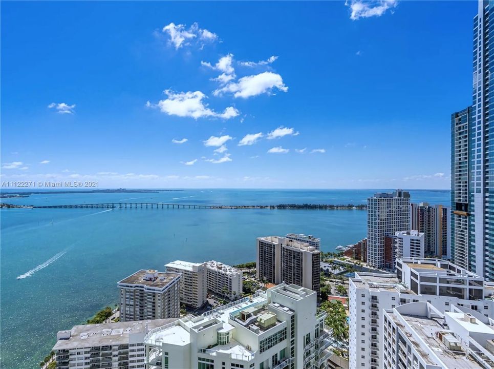 Recently Sold: $1,950,000 (3 beds, 3 baths, 2365 Square Feet)
