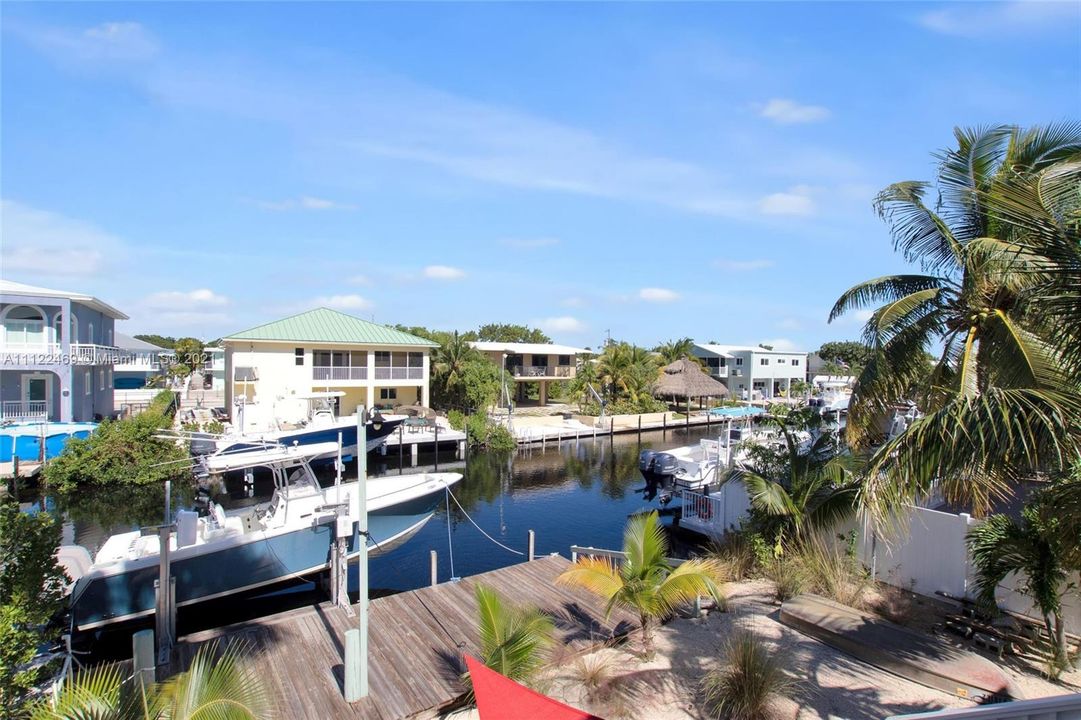 Recently Sold: $899,999 (2 beds, 2 baths, 1181 Square Feet)