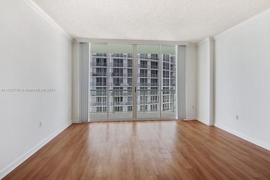 Recientemente alquilado: $2,064 (1 camas, 1 baños, 842 Pies cuadrados)