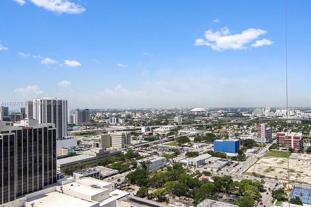 Recientemente alquilado: $2,064 (1 camas, 1 baños, 842 Pies cuadrados)