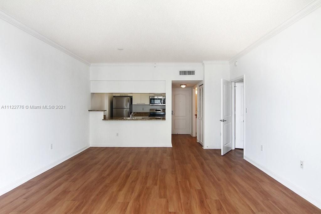 Recientemente alquilado: $2,064 (1 camas, 1 baños, 842 Pies cuadrados)