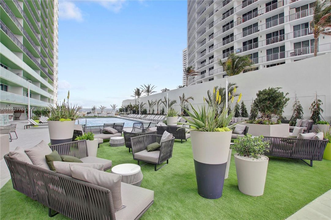 Recientemente alquilado: $2,064 (1 camas, 1 baños, 842 Pies cuadrados)