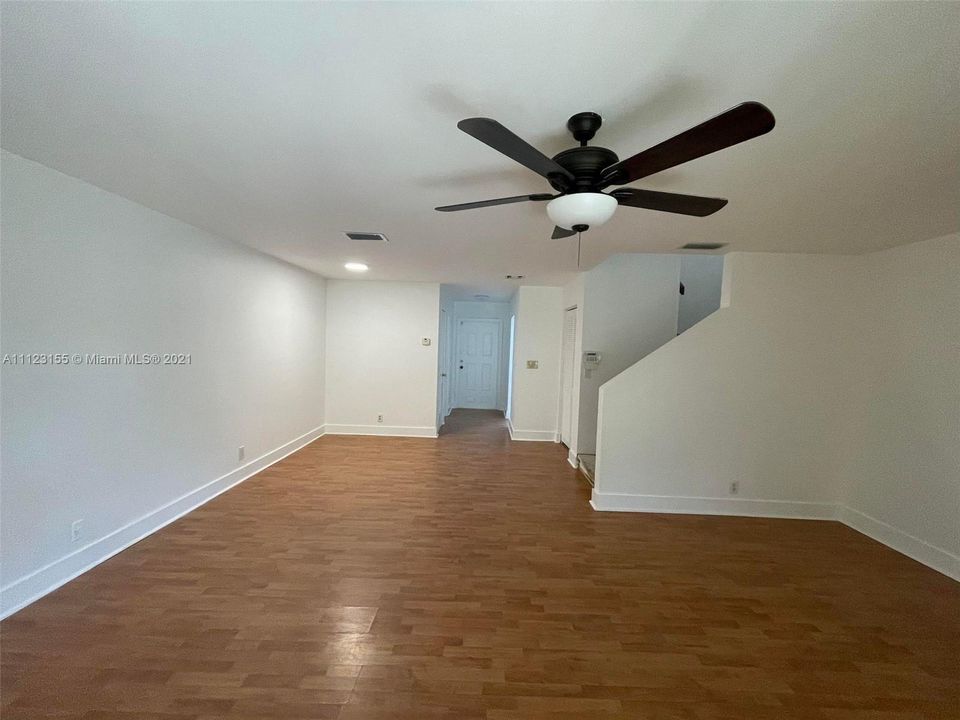 Recently Sold: $250,000 (2 beds, 2 baths, 1242 Square Feet)