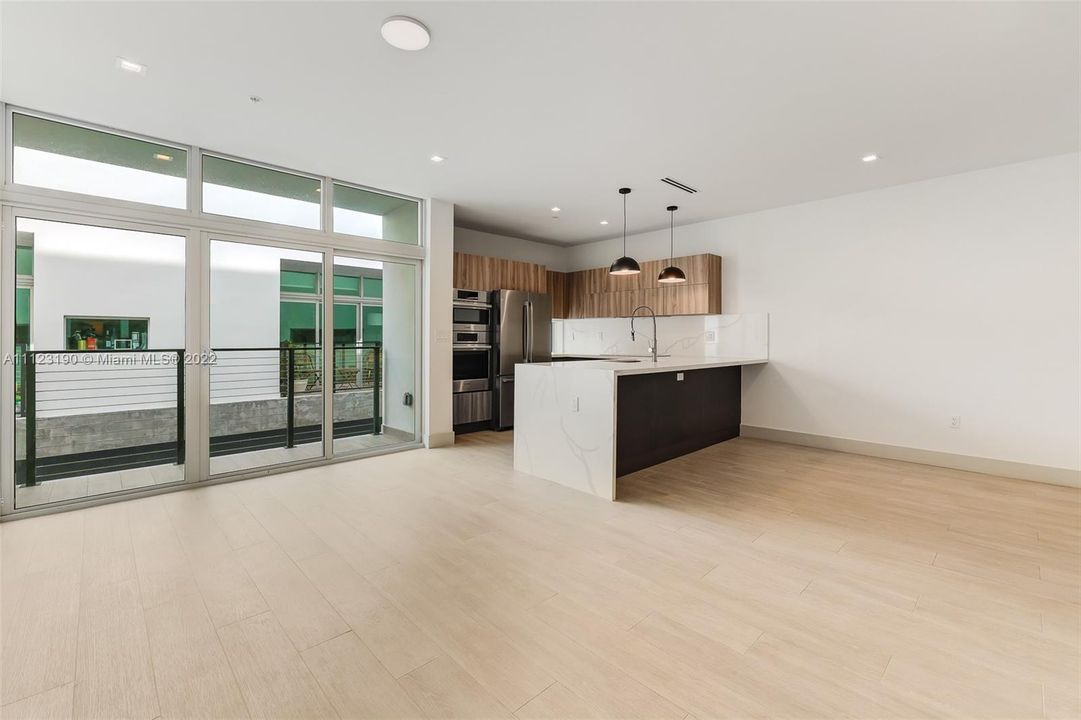Recently Sold: $1,299,000 (3 beds, 3 baths, 2308 Square Feet)