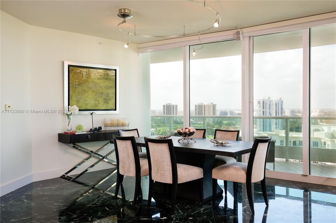 Recently Sold: $1,950,000 (3 beds, 4 baths, 2860 Square Feet)