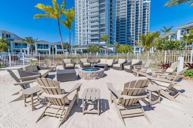 Amenities - Fire Pit overlooking waterfront