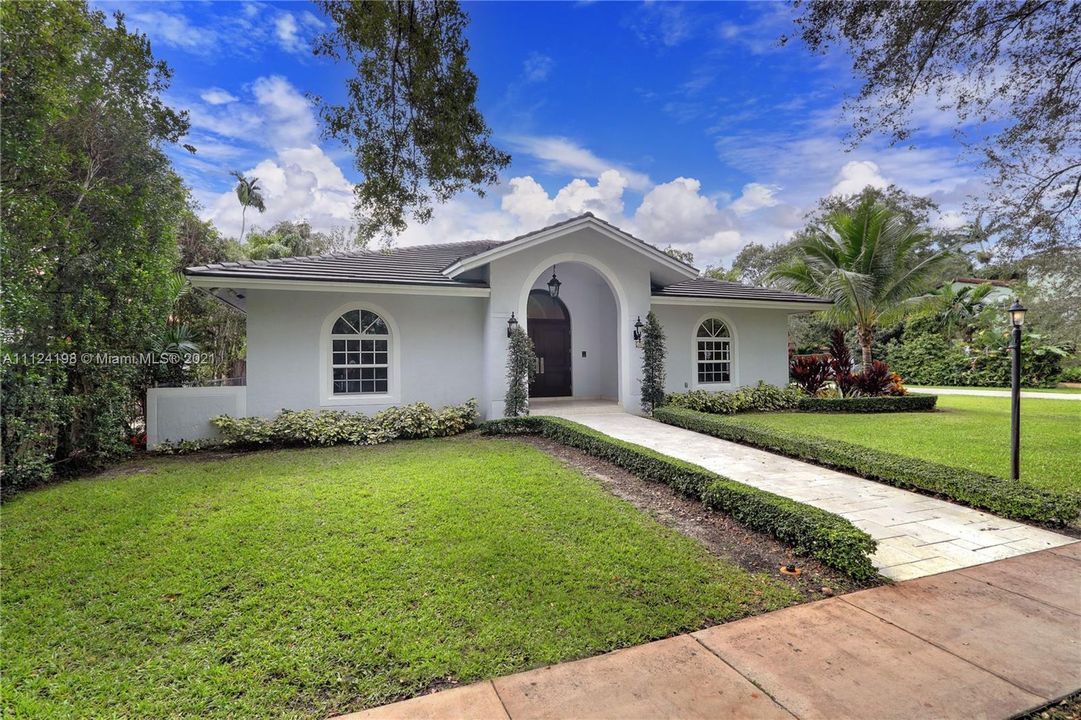 Recently Sold: $2,150,000 (4 beds, 4 baths, 2889 Square Feet)